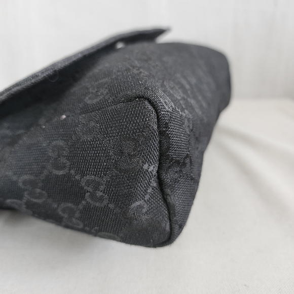 ✨️GUCCI GG Canvas Web Messenger Bag - Picture 9 of 16